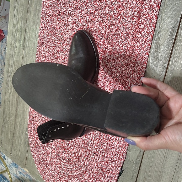 Chelsea & Violet Black Leather Ankle Boots Size Women's 5.5 - Picture 12 of 12